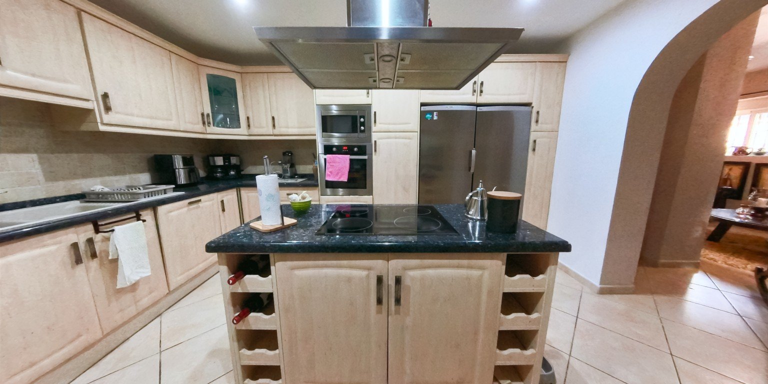 full_1264226_59942856